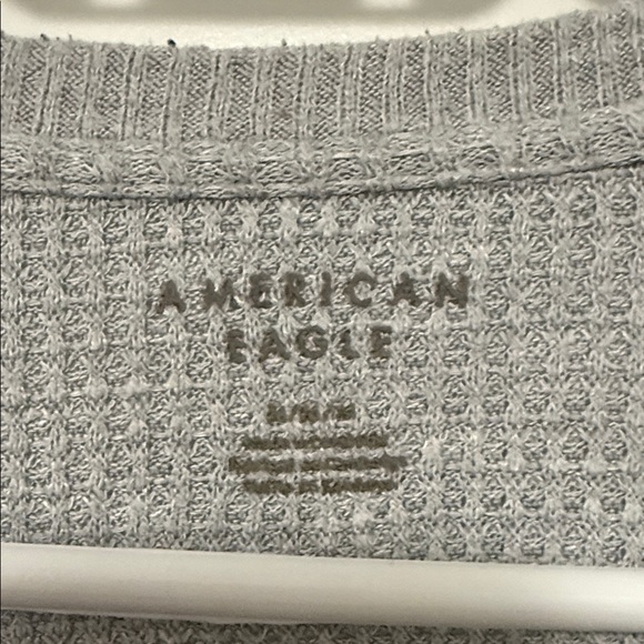 AE Gray Waffle Knit Henley Pullover - Picture 2 of 4